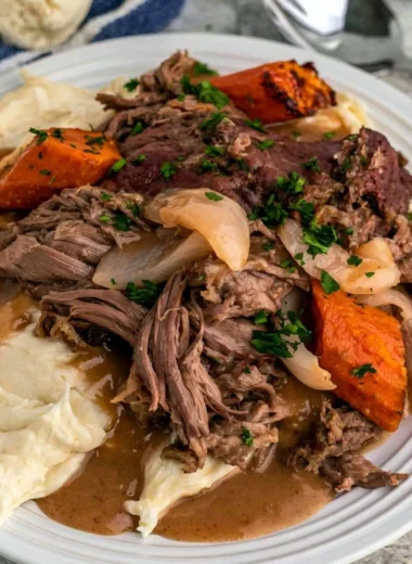 Cozy crock pot 3-packet pot roast served with vegetables