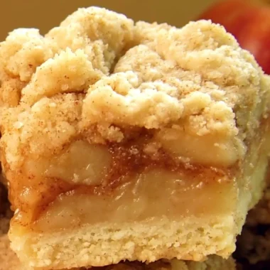 Delicious homemade apple pie bars with a buttery crust and sweet apple filling.