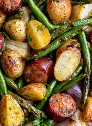 One pan dish featuring sausage, green beans, and potatoes for a quick meal.